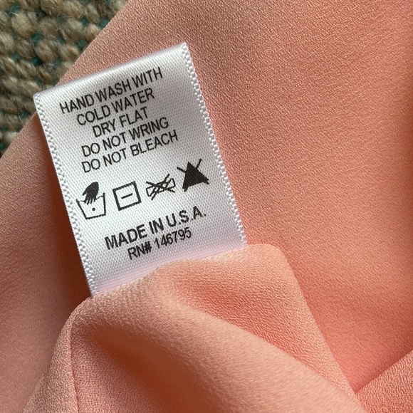 Light pink spaghetti strap tank top - Picture 6 of 6